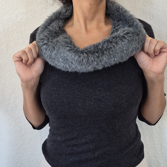 Vtg. Kathy Ireland Wool Blend Faux Shawl collar  Sweater - Picture 12 of 16